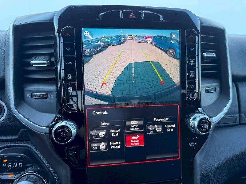 Dodge RAM (2021) 1500 5.7 HEMI 295kW LPG BIGHOR - fotka 16 z 35