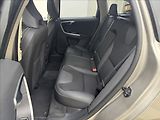 Volvo XC60 2,4 D3 4X4 AUT. VÝHŘEV LED ČR - náhled 32