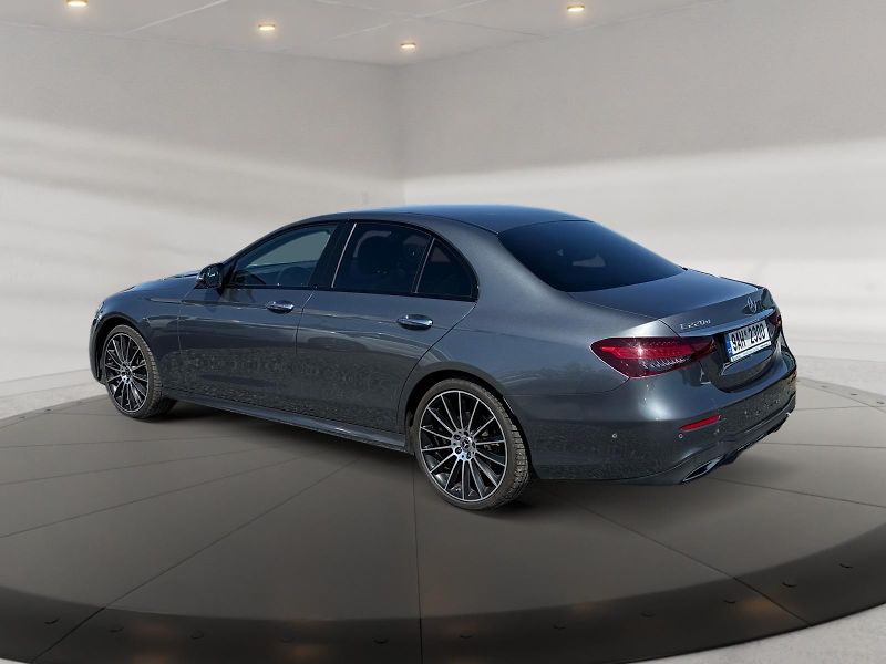 Mercedes-Benz Třídy E (2022) 220d 147kW 4M CZ DPH - fotka 4 z 11