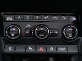 Škoda Karoq 2,0 TDI DSG Sportline 4x4 DPH - náhled 27