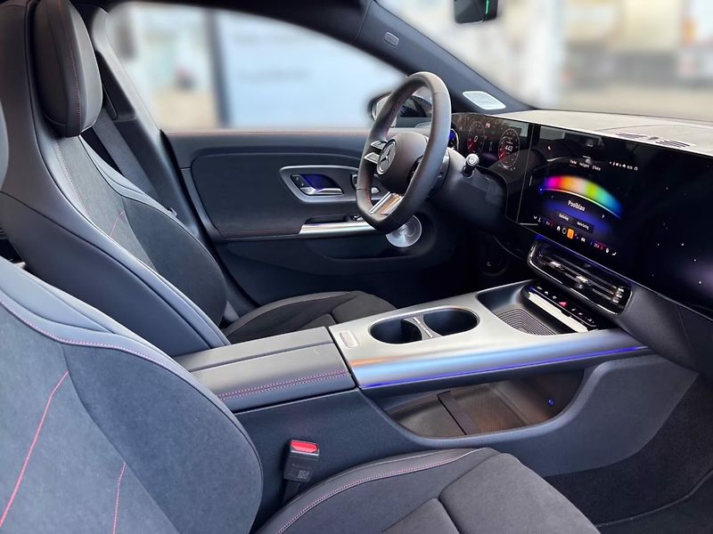 Mercedes-Benz CLA 250+ AMG Superscreen Pano Burm - fotka 7 z 22