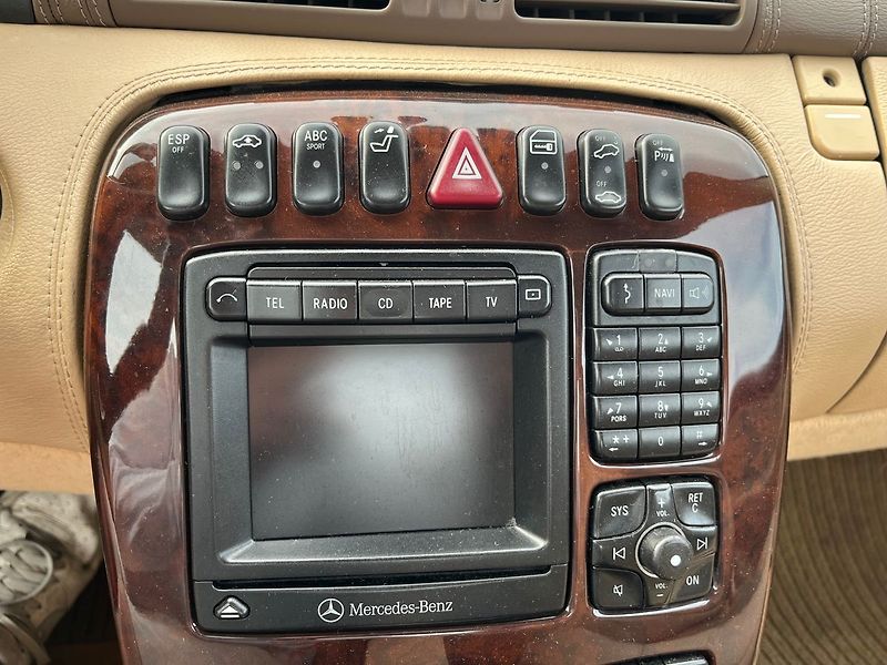 Mercedes-Benz CL 225kw - fotka 26 z 32