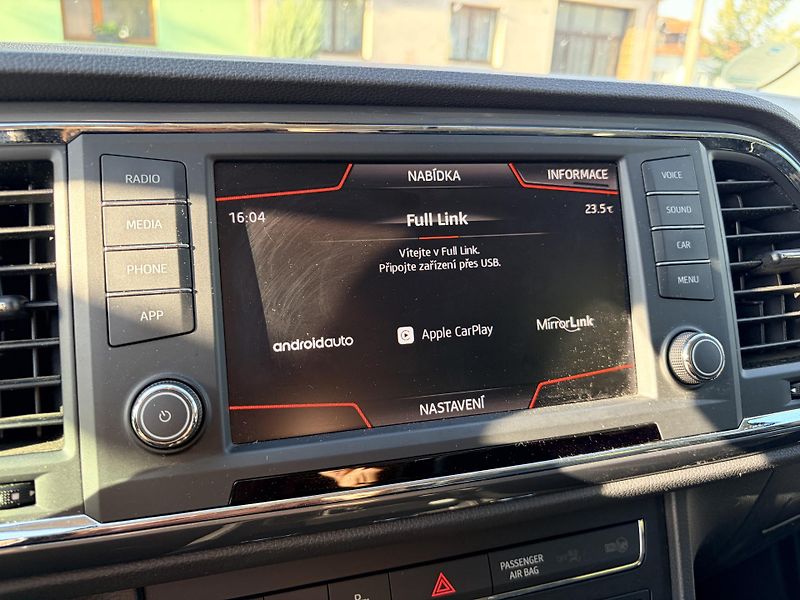 Seat Ateca 1.4TSI 110KW TAŽNÉ 360 KAMERY - fotka 33 z 53