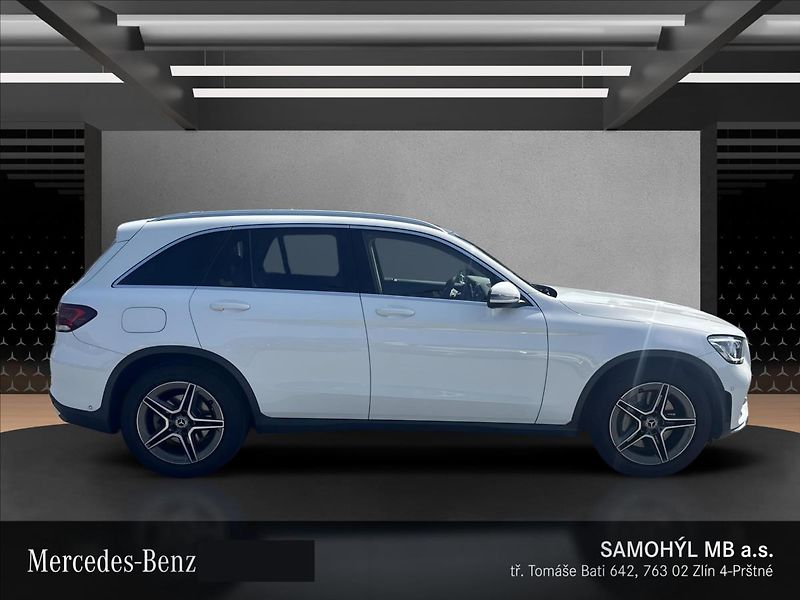 Mercedes-Benz GLC 220d 4MATIC AMG linie - fotka 6 z 13