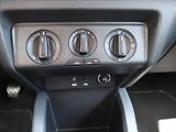 Škoda Fabia 1,0 MPI Active, Klima - náhled 13