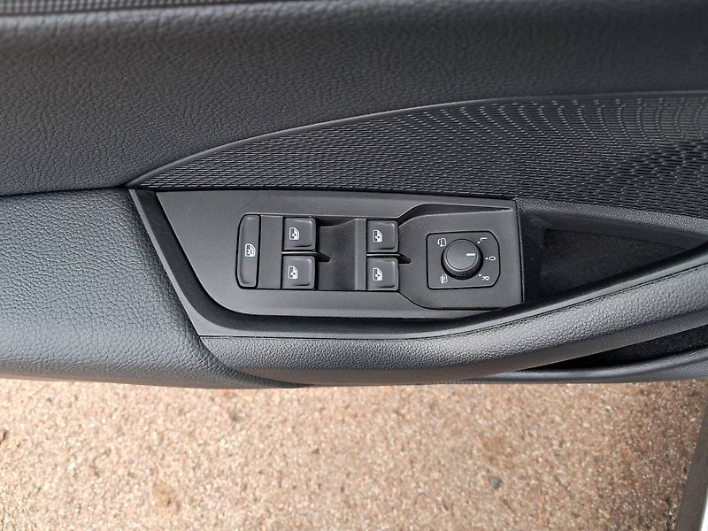 Škoda Octavia (2024) Combi IV  Selection  1.5 TSI / - fotka 18 z 29