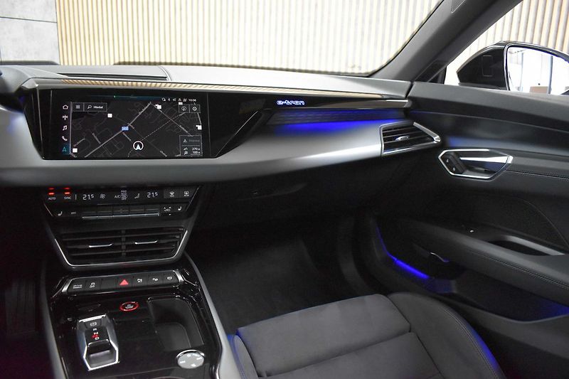 Audi e-tron 93kWh QUATTRO*B&O*AIR*ACC*DPH* - fotka 9 z 50