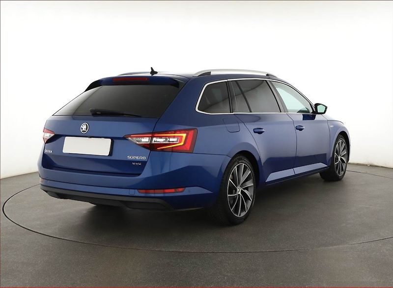 Škoda Superb (2016) 2.0 TDI 4x4, 4X4, Automat - fotka 5 z 20