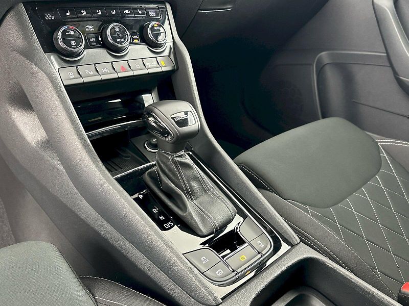 Škoda Karoq (2025) DSG 1.5TSI 110kW SportLine - fotka 23 z 36