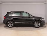 Volkswagen Tiguan (2018) R-Line 2.0 TSI - náhled 6