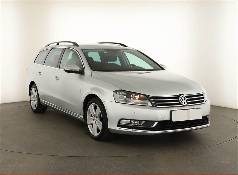 Volkswagen Passat (2014) 2.0 TDI, Navi, Tempomat - fotografie inzerátu