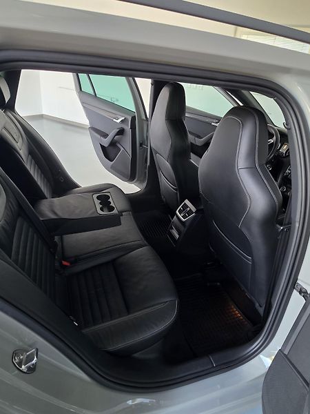 Škoda Octavia (2014) ŠKODA OCTAVIA VRS - fotka 17 z 42