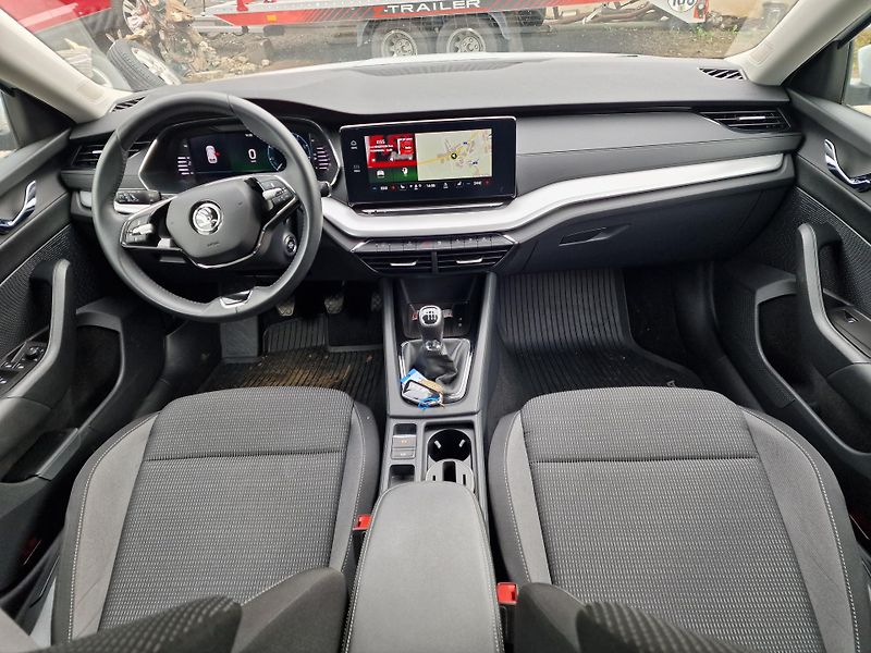 Škoda Octavia 1,0TSI STYLE PLUS NAVI KAMERA  - fotka 12 z 21