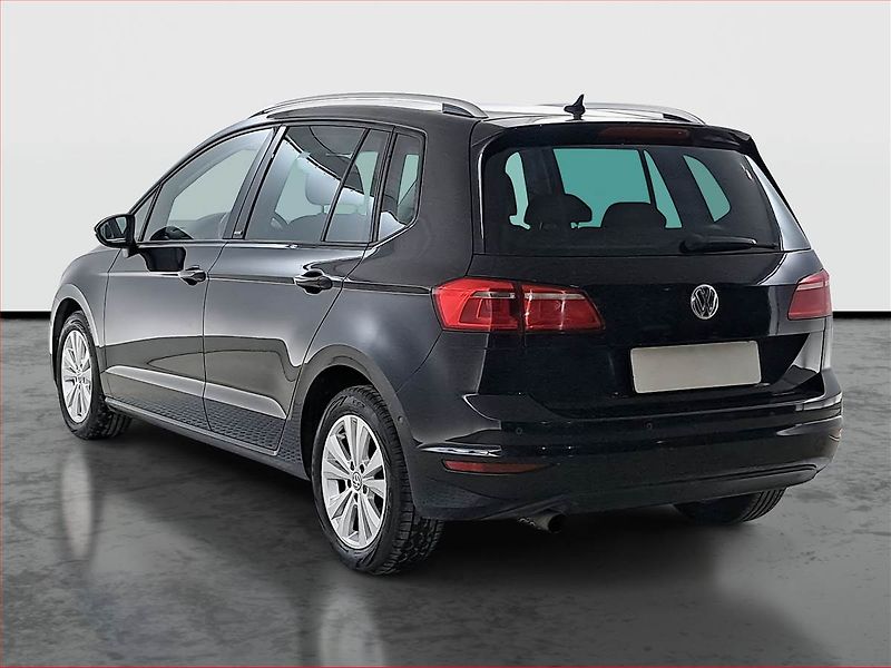 Volkswagen Golf Sportsvan (2016) 1.2 TSI, Tempomat - fotka 4 z 19