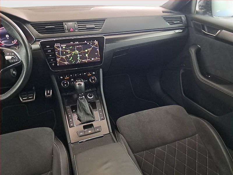 Škoda Superb (2021) Sportline 2.0 TSI - fotka 8 z 24