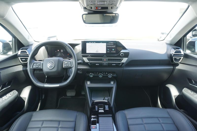 Citroën C4 (2025) 1,2PT 130 EAT8 MAX - fotka 8 z 12