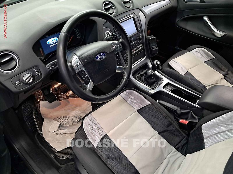 Ford Mondeo (2012) 1.6TDCI, servis.kniha - fotka 3 z 3