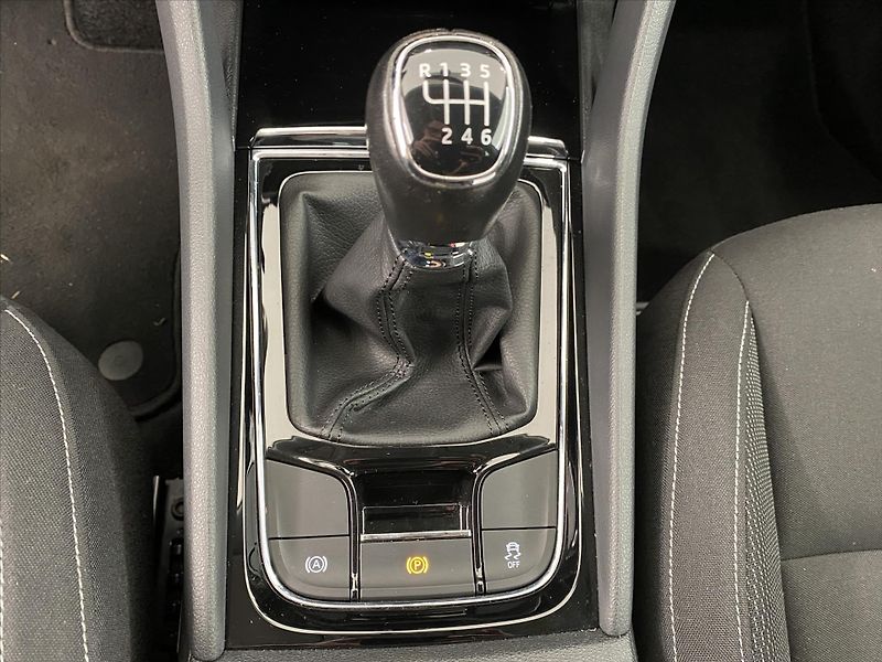 Škoda Karoq 2,0 TDI 85kW Ambition - fotka 18 z 29