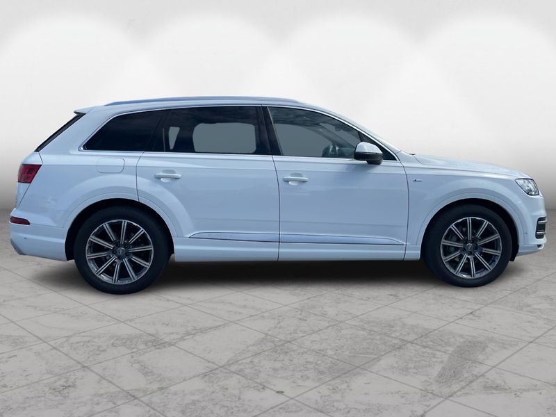 Audi Q7 45 TDI QUATTRO TIPTR. - fotka 8 z 26