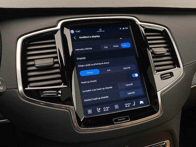 Volvo XC90 T8 AWD RECHARGE REZERVACE - fotka 61 z 74