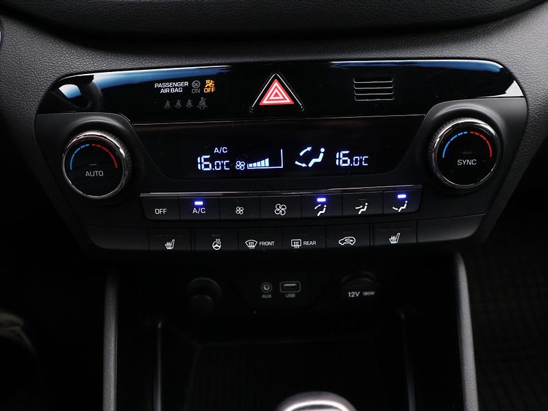 Hyundai Tucson 1,7 CRDI 85 kW Best of Czech - fotka 21 z 30