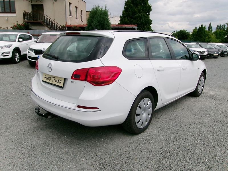 Opel Astra ST 1.6 CDTi ECOTEC 81kW *ČR - fotka 4 z 46