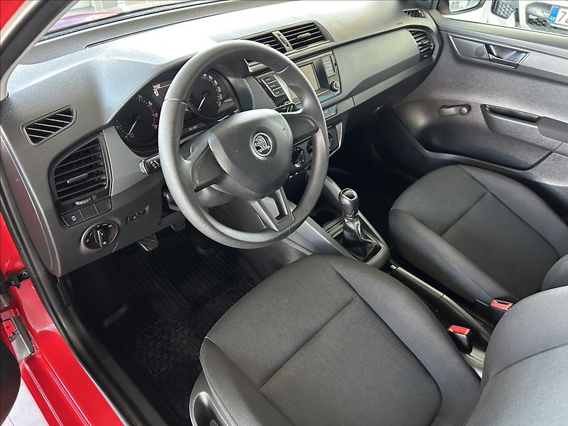 Škoda Fabia 1,2   TSI,SERVISKA,2.MAJITEL - fotka 7 z 18