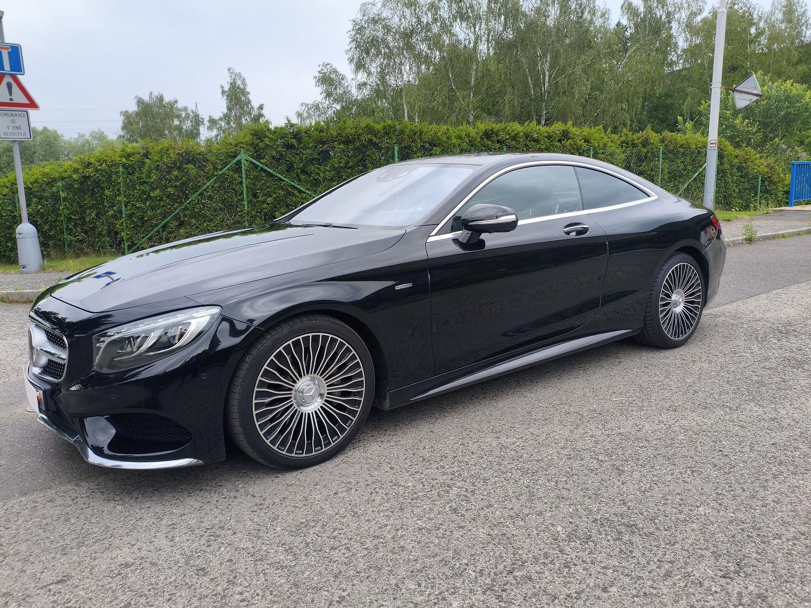 Mercedes-Benz Třídy S 400 4 Matic kupé