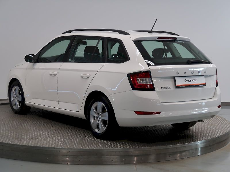 Škoda Fabia (2021) AMBITION 1.0TSI 70KW - fotka 7 z 28