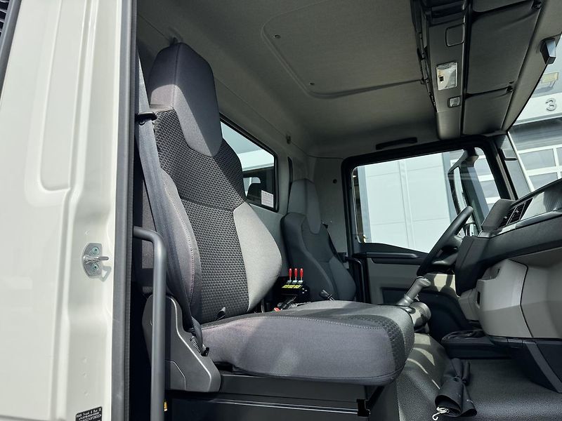 MAN (2026) TGL 12.250*6VÁLCŮ!*CHARVÁT CTS - fotka 37 z 62