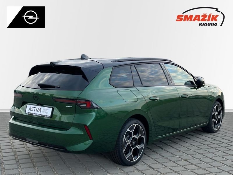 Opel Astra (2026) ST ULTIMATE HYBRID 1.2T (145k) - fotka 4 z 22