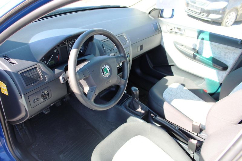 Škoda Fabia (2003) 1.9 SDI KLIMA EL. OKNA NOVÉ ČR - fotka 9 z 16