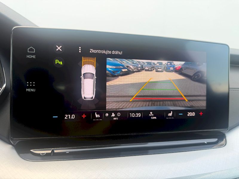 Škoda Octavia (2023) Combi 2.0 TDI 110kW DSG Tour - fotka 21 z 35