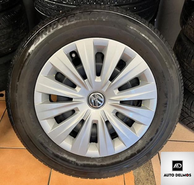Volkswagen Golf ORIG.KOLA VČ POKLIC- LET.PNEU - fotka 2 z 10