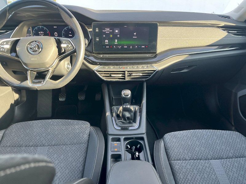 Škoda Octavia (2023) Style 1,5 TSI / 110kW - fotka 19 z 29