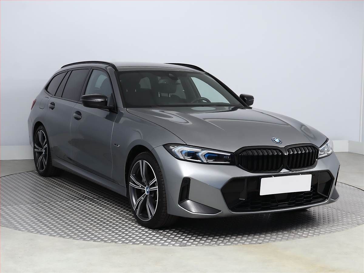 BMW Řada 3 M Sport 330 e xDrive