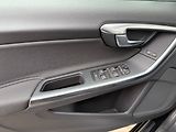 Volvo V60 (2012) 2.4 D5 158 kW R-Design AT - náhled 18