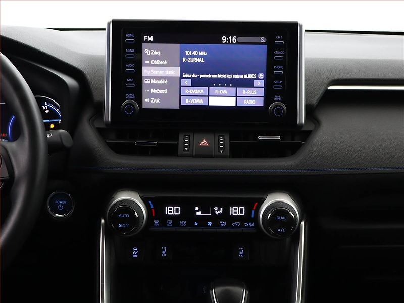Toyota RAV4 (2022) 2.5 Hybrid - fotka 10 z 21