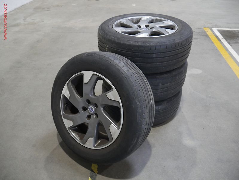 Volvo XC60 (2013) 2.4d 4x4, ČR, Xenon, kůže - fotka 15 z 15