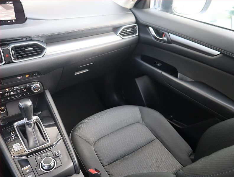 Mazda CX-5 (2018) Takumi 2.0 Skyactiv-G - fotka 8 z 19