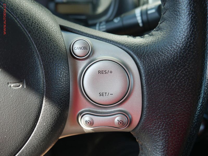 Nissan Micra (2016) 1.2i, ČR, servis.kniha, AC - fotka 13 z 19