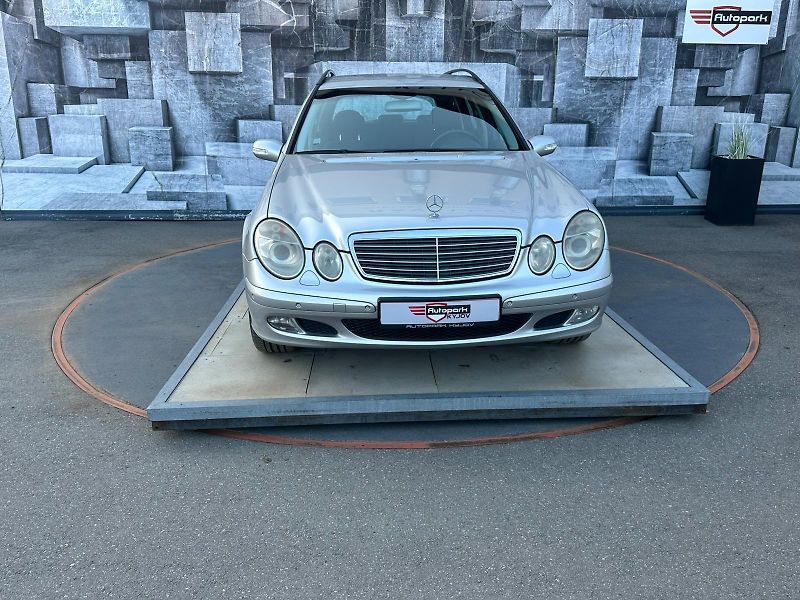 Mercedes-Benz Třídy E (2004) E320CDi,150KW, VYHŘ.SED.,TEMP. - fotka 2 z 24