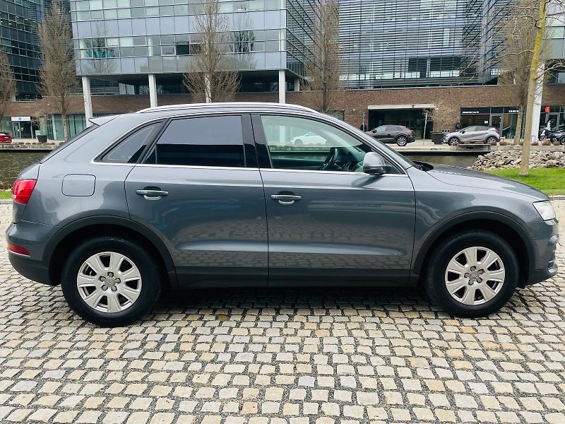 Audi Q3 1.4TFSI MAN SERVISKA TAŽNÉ - fotka 11 z 39