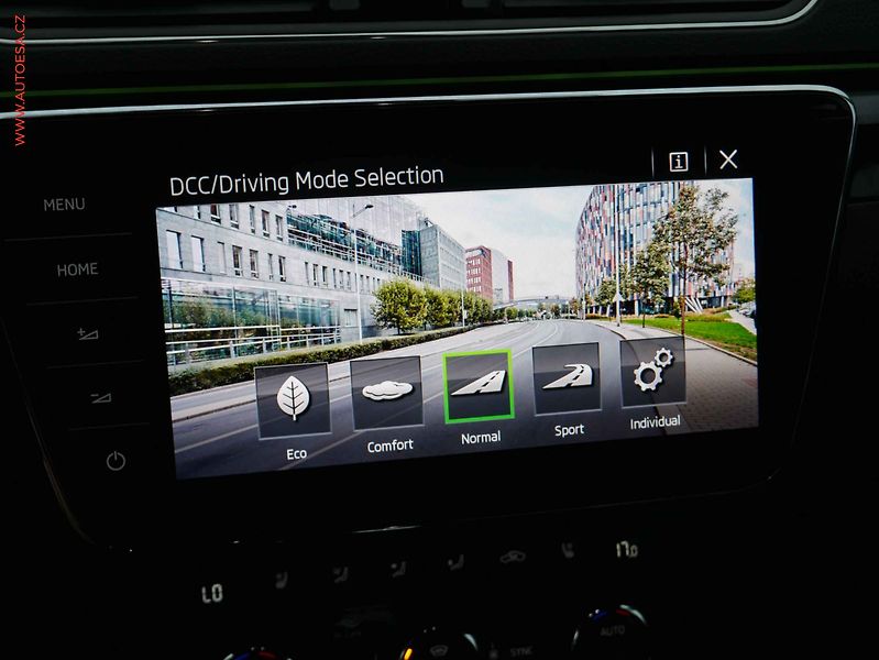 Škoda Superb (2019) 2.0 TDi 4x4, ČR, DSG, kůže - fotka 14 z 20