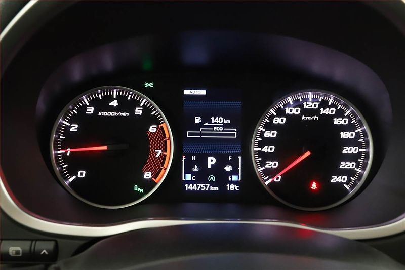Mitsubishi Eclipse Cross (2018) 1.5 T-MIVEC, 4X4, Automat, ČR - fotka 8 z 15