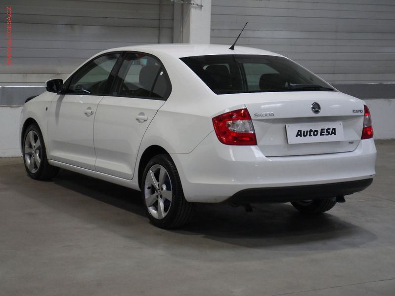 Škoda Rapid (2013) 1.2 TSi, ČR, AC - fotka 6 z 15