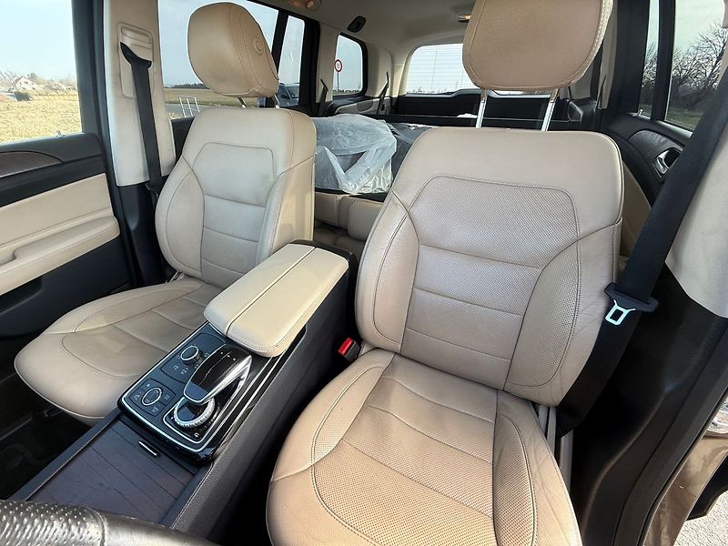 Mercedes-Benz GLS - fotka 14 z 19