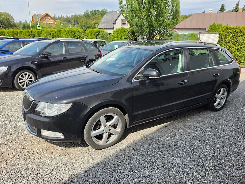 Škoda Superb (2011) 2.0 TDI Serviska Rozvody - fotka 6 z 27