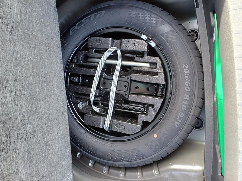 Škoda Octavia 1,5   M-HEV 110kW DSG Selectio - fotka 6 z 36