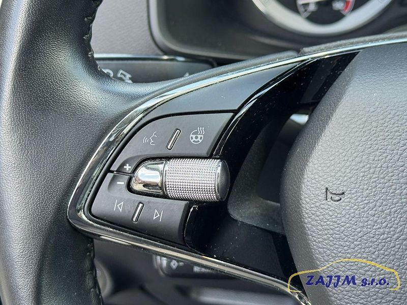 Škoda Karoq Style 1.5TSi 110kw DSG - fotka 15 z 43